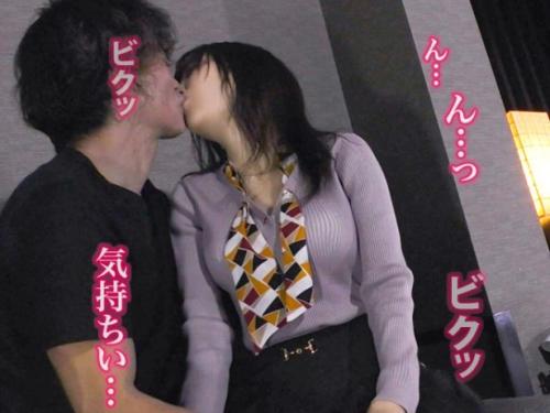 普通のセックスに飽きた美人妻とハメ撮り撮影！挿入されただけでビクビク痙攣する身体をハメ倒されてイキ乱れる淫乱な奥さん