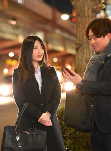 終電逃がし同僚女子社員の家に泊まる流れに…ノーパンノーブラ部屋着の誘惑に負け一晩中ヤりまくる 藤井いよな【ipx00636】