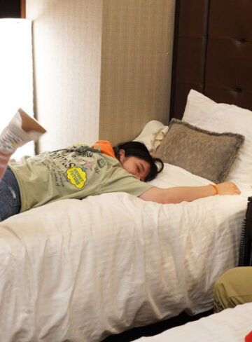 あの伝説のフェスが2年半ぶりに再開…NO SEX、NO LIFE！相部屋NTR 誘っても来ない彼氏にムカついて会社の同僚とイチャトリップ！性欲ブチ上げで気が狂うほど中出ししまくった脳バグ絶倫性交 石原希望【midv00257】